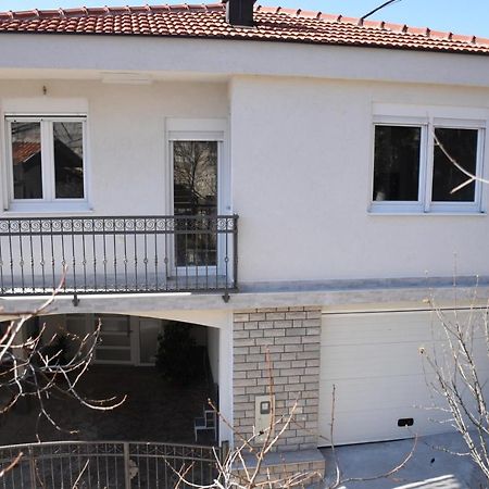 The White Apartment Mostar Exteriör bild